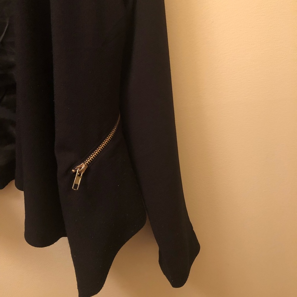 Blazer 🎀 - Picture 3 of 5
